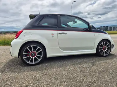 Fiat 595 Abarth 1.4 T-Jet 165 — Citadine sportive turbo, entretien réduit — Außenansicht