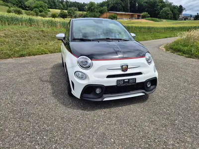Fiat 595 Abarth 1.4 T-Jet 165 — Citadine sportive turbo, entretien réduit — Heckansicht