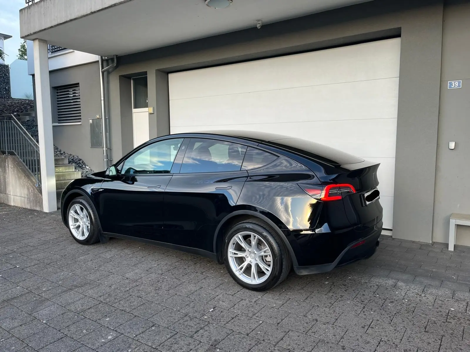 Tesla Model Y 2024 occasion Uerkheim — 4