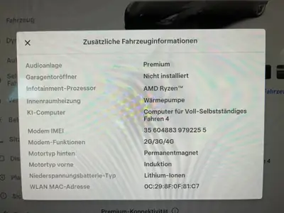 Tesla Model Y Long Range AWD — SUV électrique performant, 26 000 km seulement — Miniatura 13