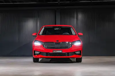 Skoda Fabia 1.0 TSI Top Selection — Citadine dynamique, garantie 5 ans, 8200 km seulement — arrière