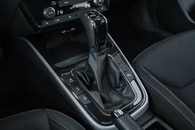 Skoda Fabia 1.0 TSI Top Selection — Citadine dynamique, garantie 5 ans, 8200 km seulement — Miniature 21