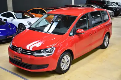 VW Sharan 2.0 TDI — Monospace familial 7 places, diesel économique et bien équipé — Seitenansicht