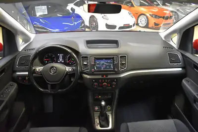 VW Sharan 2.0 TDI — Monospace familial 7 places, diesel économique et bien équipé — Miniatur 17