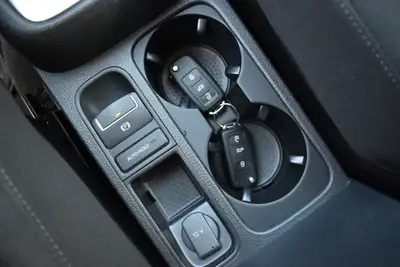 VW Sharan 2.0 TDI — Monospace familial 7 places, diesel économique et bien équipé — Miniatur 25