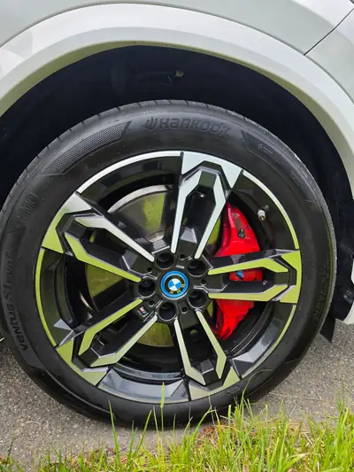 BMW iX2 30 xDrive M-Sport Pro — SUV électrique performant, 10'990 km seulement — Miniatur 18