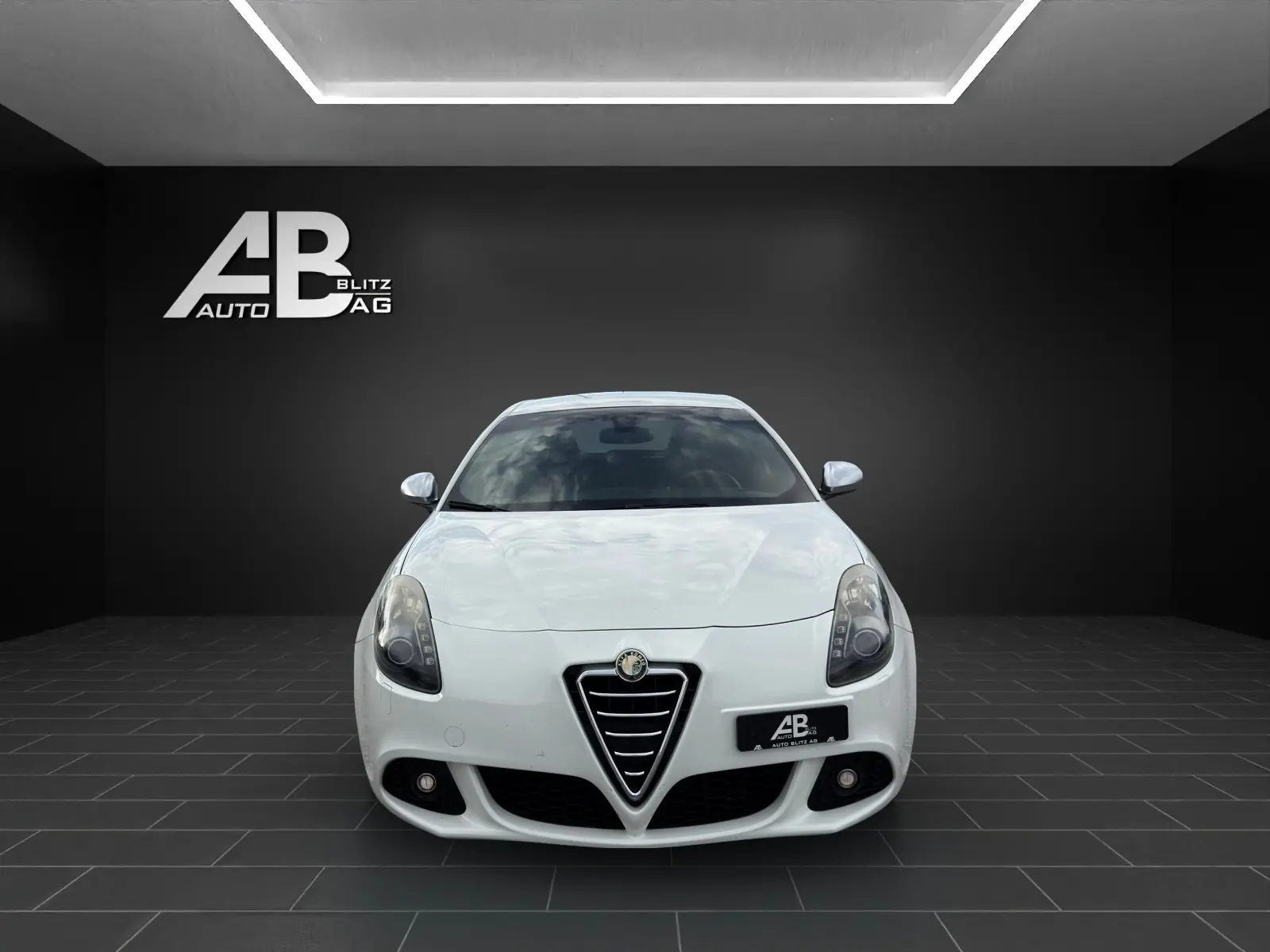 Alfa Romeo Giulietta 1750 TBi Quadrifoglio Verde — 235 ch, sportivité italienne authentique