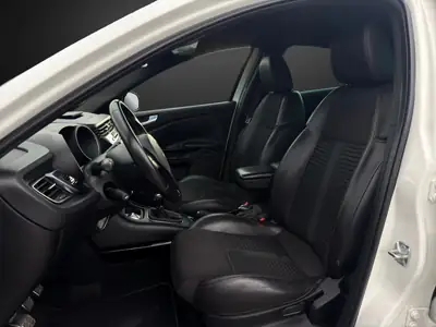 Alfa Romeo Giulietta 1750 TBi Quadrifoglio Verde — 235 ch, sportivité italienne authentique — Thumbnail 7