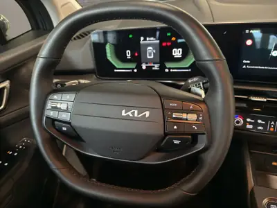 Kia Sportage 1.6T-GDi HEV 239 CV — SUV hybride 4x4, quasi-neuf avec 5 200 km — Miniatura 12
