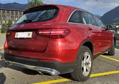 Mercedes-Benz GLC 350 e Off-Road — Hybride rechargeable, 42'270 km seulement — cruscotto