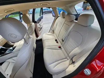 Mercedes-Benz GLC 350 e Off-Road — Hybride rechargeable, 42'270 km seulement — Miniatura 11