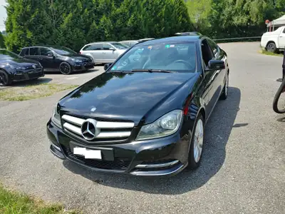 Mercedes-Benz C 180 Coupé — Élégance sportive et fiabilité allemande à prix malin — exterior view