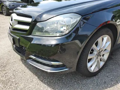 Mercedes-Benz C 180 Coupé — Élégance sportive et fiabilité allemande à prix malin — dashboard