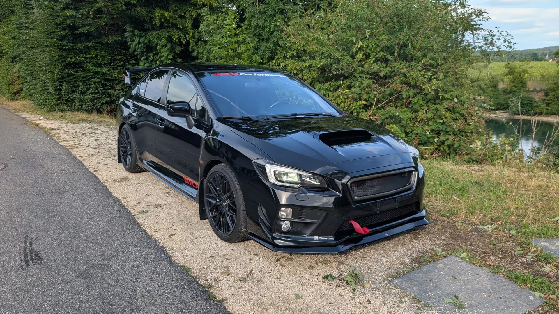 Subaru WRX STI 2014 — Berline sportive 300 ch, tout-terrain, révisée et garantie