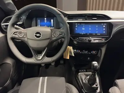 Opel Corsa 1.2 TP GS — Citadine pétillante rouge, 3000 km seulement — tableau de bord