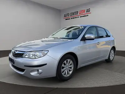 Subaru Impreza 1.5R Swiss — Berline polyvalente 4x4, climat et sièges chauffants — Seitenansicht