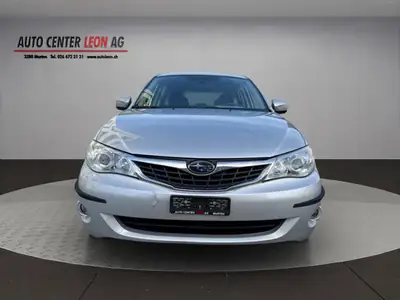 Subaru Impreza 1.5R Swiss — Berline polyvalente 4x4, climat et sièges chauffants — Außenansicht