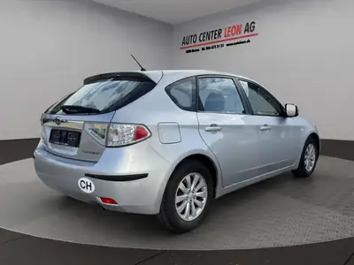 Subaru Impreza 1.5R Swiss — Berline polyvalente 4x4, climat et sièges chauffants — Detail
