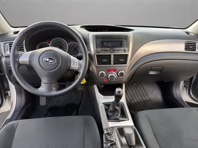Subaru Impreza 1.5R Swiss — Berline polyvalente 4x4, climat et sièges chauffants — Miniatur 14