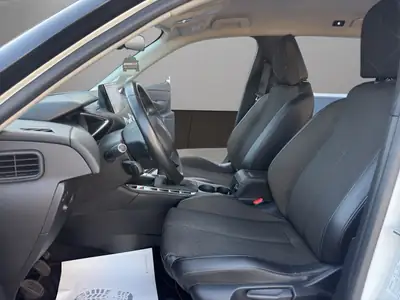 DS 3 Crossback 1.2 PureTech Bastille 2022 — Citadin urbain chic, sans accident — Thumbnail 9