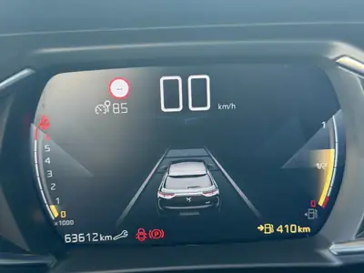 DS 3 Crossback 1.2 PureTech Bastille 2022 — Citadin urbain chic, sans accident — Thumbnail 11
