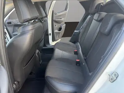 DS 3 Crossback 1.2 PureTech Bastille 2022 — Citadin urbain chic, sans accident — Thumbnail 13