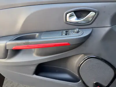 Renault Clio Grandtour 1.2 16V GT EDC — Break polyvalent, entretien complet, sans sinistre — Thumbnail 12