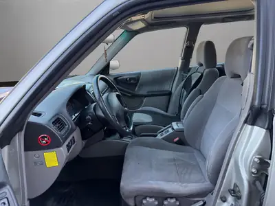 Subaru Forester 2.0 Turbo Club — SUV fiable tout-terrain, boîte auto, sans sinistre — Thumbnail 9