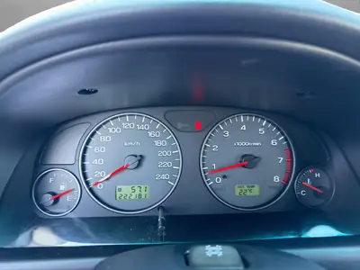 Subaru Forester 2.0 Turbo Club — SUV fiable tout-terrain, boîte auto, sans sinistre — Thumbnail 11