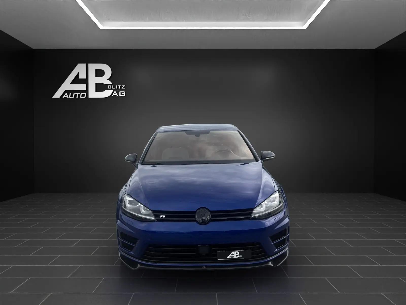 VW Golf VII 2.0 TSI R 4Motion — 301 ch dynamiques, quatre roues motrices, service récent