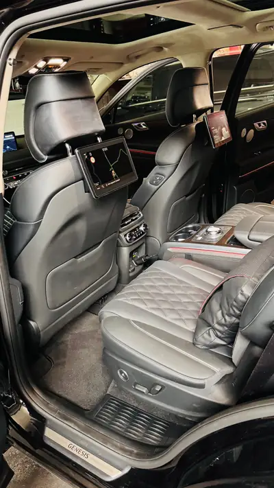Genesis GV80 3.0D Luxus Plus — SUV premium 6 places, diesel performant, garantie usine — Miniature 17