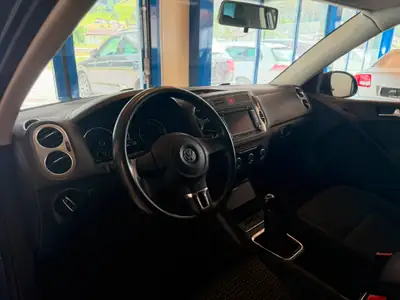 VW Tiguan 1.4 TSI Trend&Fun — SUV polyvalent, sans sinistre, 2 trains de roues — Miniatur 13
