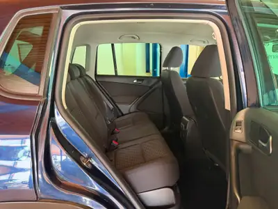 VW Tiguan 1.4 TSI Trend&Fun — SUV polyvalent, sans sinistre, 2 trains de roues — Miniatur 18