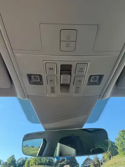 VW Tiguan 1.5 TSI Comfortline — SUV familial très bien équipé, toit panoramique, 104 500 km — Miniatura 9