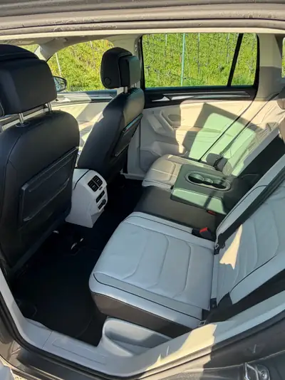 VW Tiguan 1.5 TSI Comfortline — SUV familial très bien équipé, toit panoramique, 104 500 km — Miniatura 11