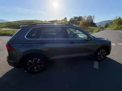 VW Tiguan 1.5 TSI Comfortline — SUV familial très bien équipé, toit panoramique, 104 500 km — Miniatura 20