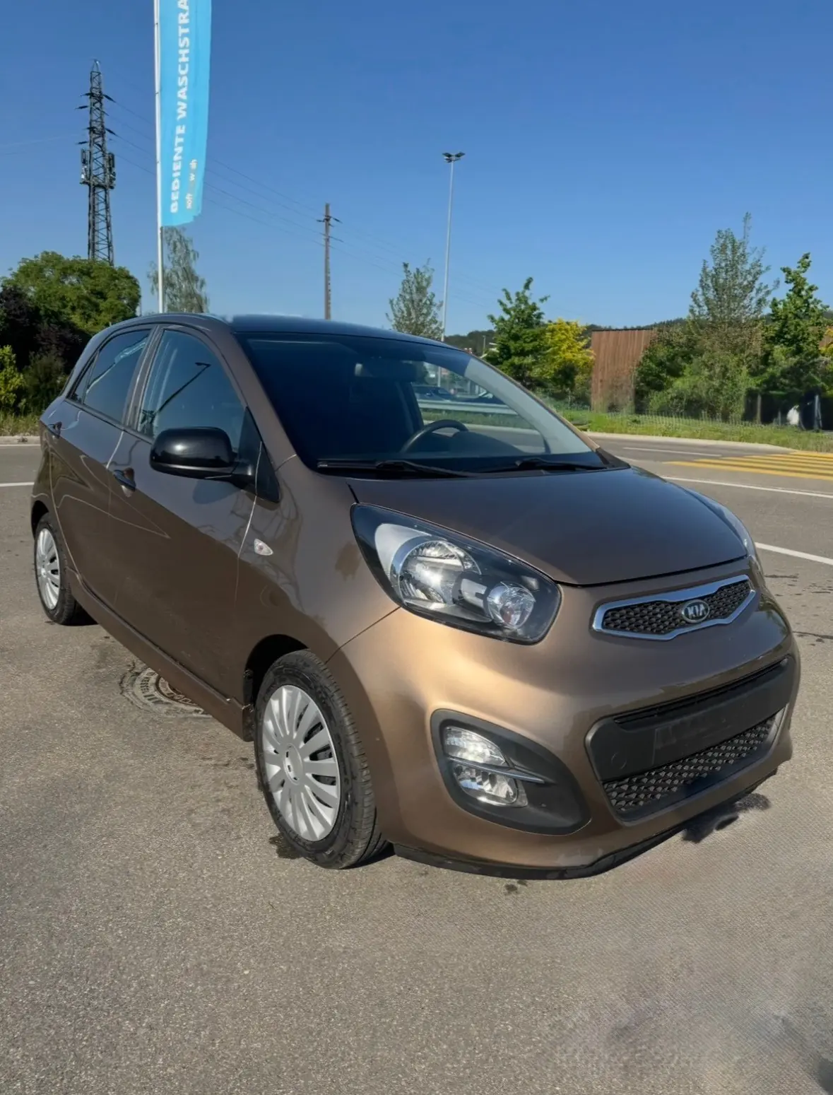 Kia Picanto 1.0 ISG — Petite citadine économe, 64'000 km seulement, révisée et prête à l'emploi — vista esterna