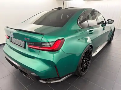 BMW M3 Competition M xDrive 2025 — Berline haute performance, 5 800 km seulement — Seitenansicht