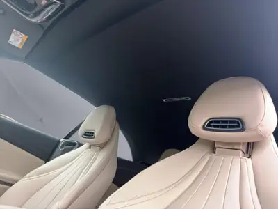 Mercedes-Benz CLE 450 AMG Line 4matic Cabriolet — Élégance décapotable et performance hybride — Miniature 11