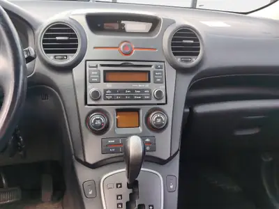 Kia Carens 2.0 CVVT Trend — Monospace 7 places automatique, entretien impeccable — Thumbnail 14