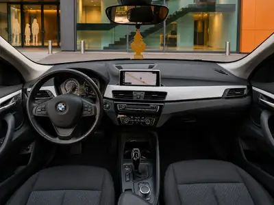 BMW X1 20d xDrive — SUV compact diesel, état impeccable, équipement complet — Miniatur 7