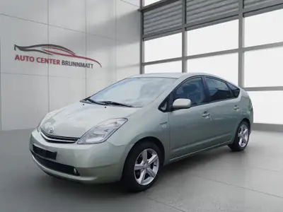 Toyota Prius 1.5 Hybrid — Berline écologique de 2008, entretien impeccable — exterior view