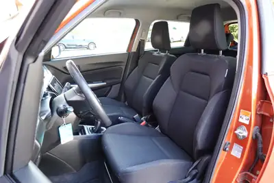 Suzuki Swift 1.2i Hybrid Allgrip 4x4 — Citadine écologique avec traction intégrale — Miniature 22