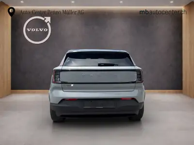 Volvo EX30 Twin Ultra Performance AWD — SUV électrique 428 ch, très peu roulé — interni