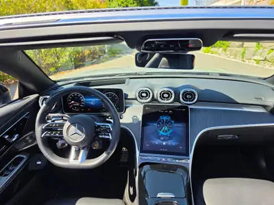 Mercedes-Benz CLE 53 AMG 4MATIC+ — Cabriolet haute performance, 27'000 km seulement — Miniatur 9