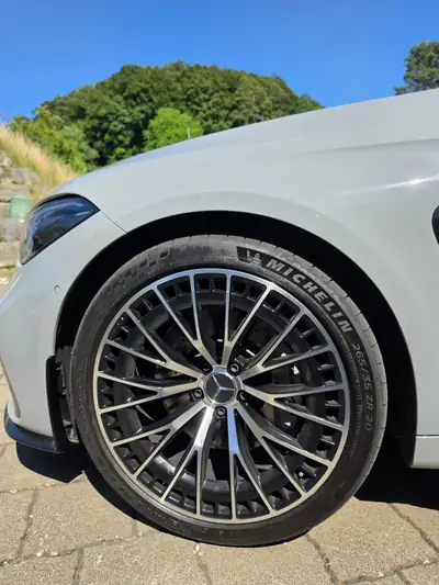 Mercedes-Benz CLE 53 AMG 4MATIC+ — Cabriolet haute performance, 27'000 km seulement — Miniatur 20