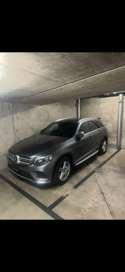 Mercedes-Benz GLC 350 d AMG Line — SUV premium diesel, 4 roues motrices, 221'000 km — côté