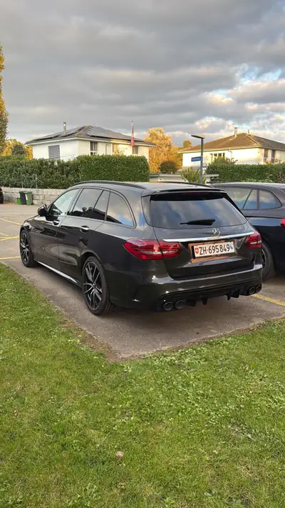 Mercedes-Benz C 43 AMG 4matic T-Modell — Performance 390 ch, break sportif polyvalent — exterior view