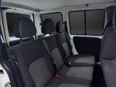 Fiat Doblò 1.3 JTD Active — Monospace pratique, diesel économique, 168 000 km — Miniatura 12