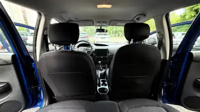 Hyundai i20 1.4 Style — Citadine fiable, sans accident, faible consommation — Miniature 7